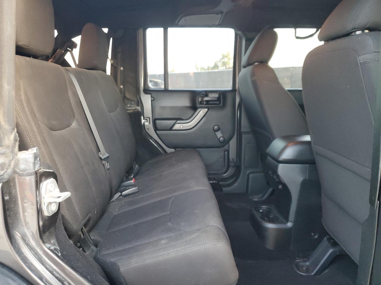 2017 Jeep Wrangler Unlimited Sport VIN: 1C4BJWDG1HL715377 Lot: 84549085