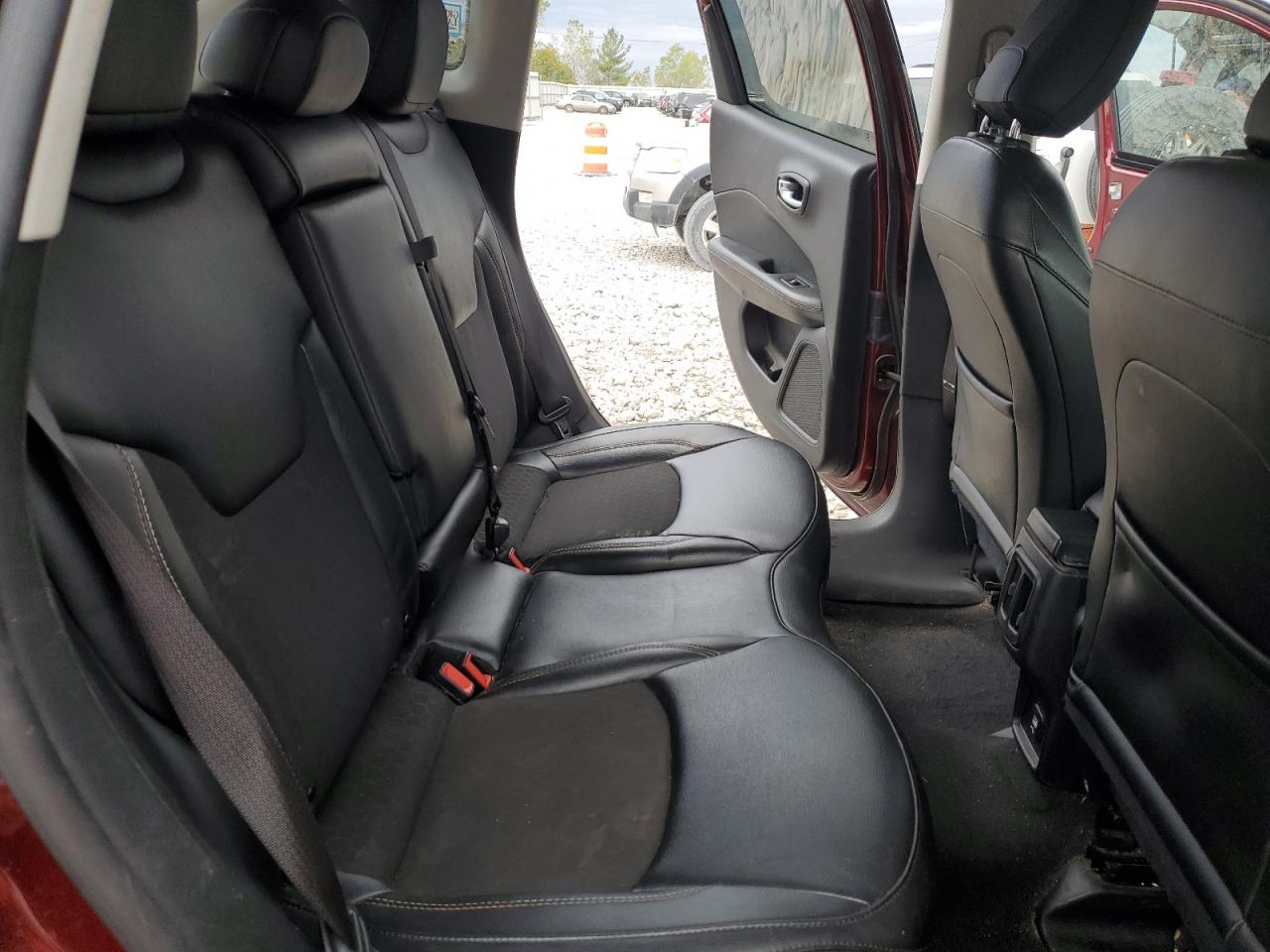 2020 Jeep Compass Latitude VIN: 3C4NJDBB1LT240917 Lot: 85281515