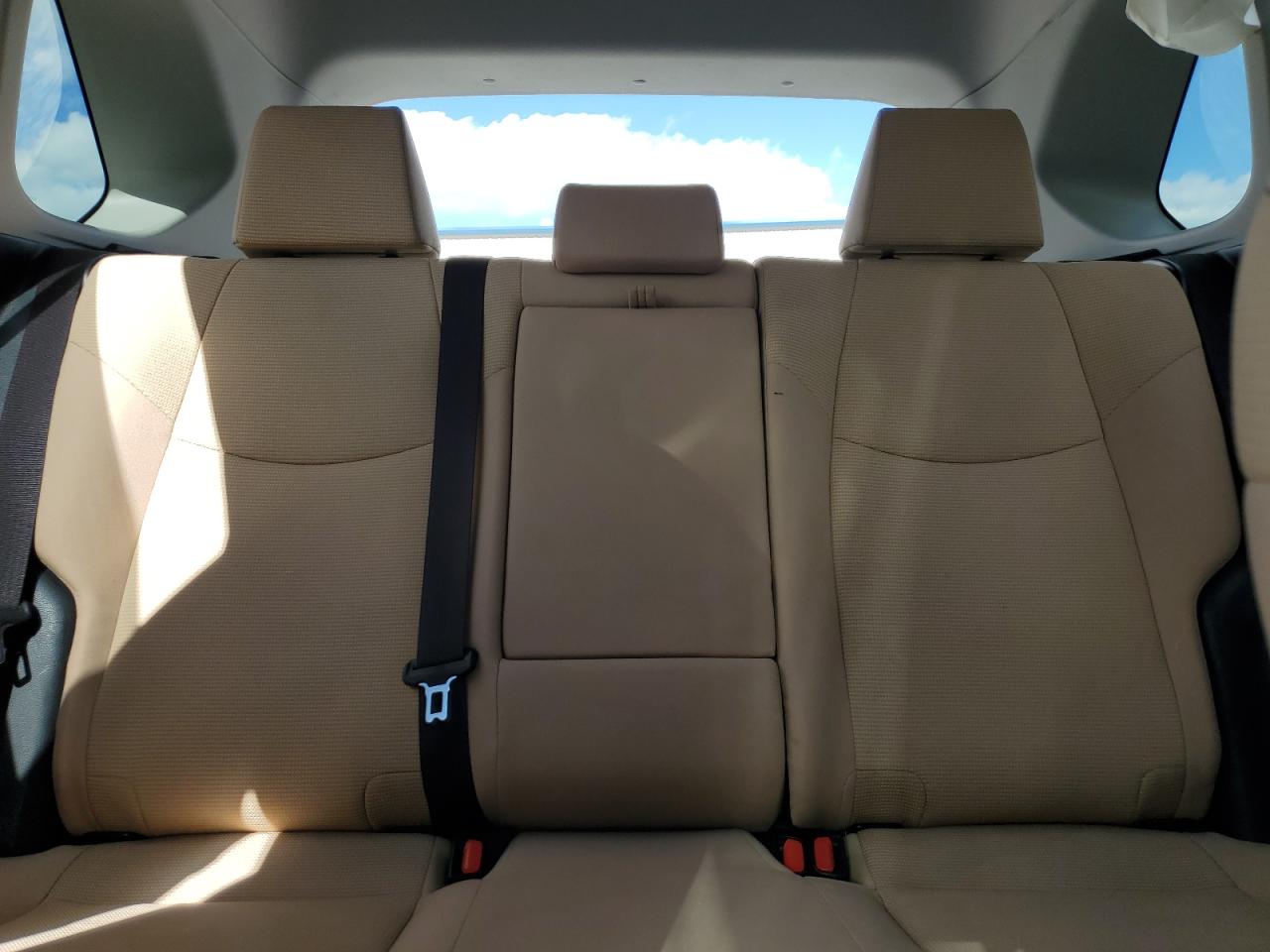 2019 Toyota Rav4 Le VIN: JTMH1RFV5KJ010902 Lot: 90812725