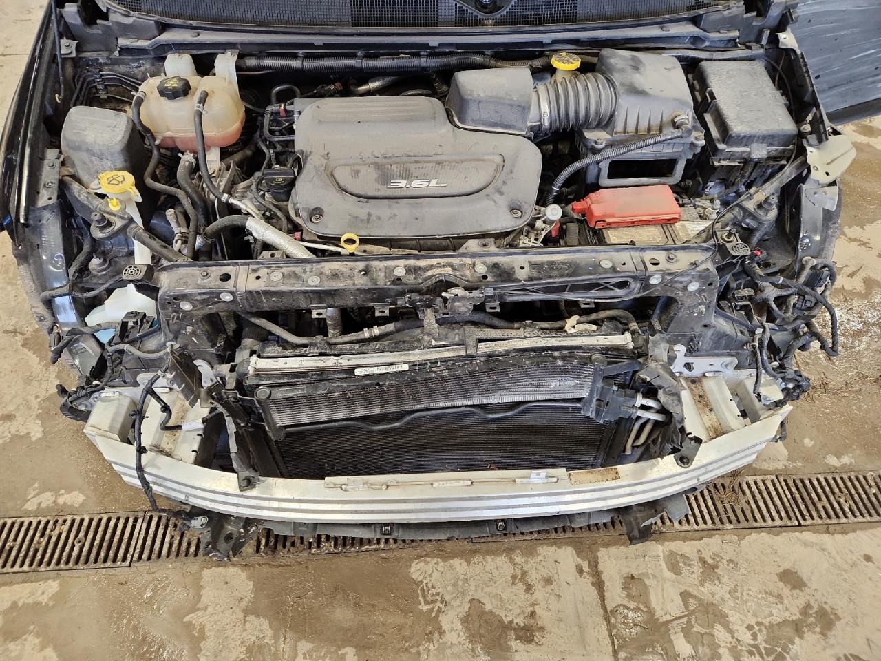 2018 Chrysler Pacifica Touring L VIN: 2C4RC1BG3JR128237 Lot: 87391365