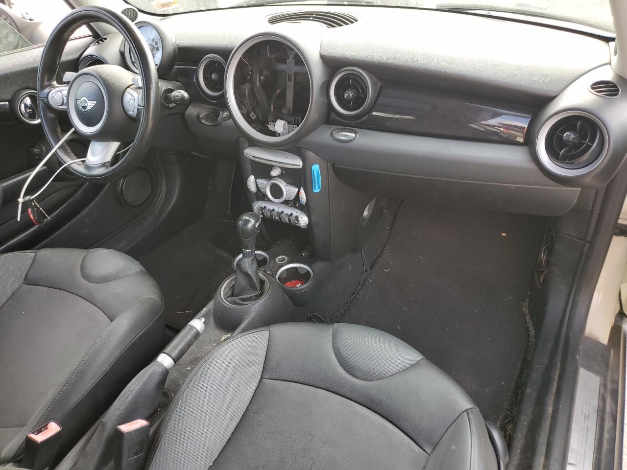 2009 Mini Cooper VIN: WMWMF33589TW72275 Lot: 87046415