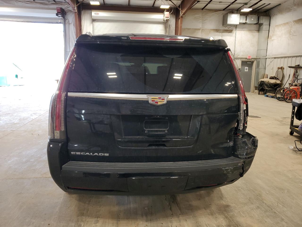 2019 Cadillac Escalade Platinum VIN: 1GYS4DKJ3KR281942 Lot: 89819065