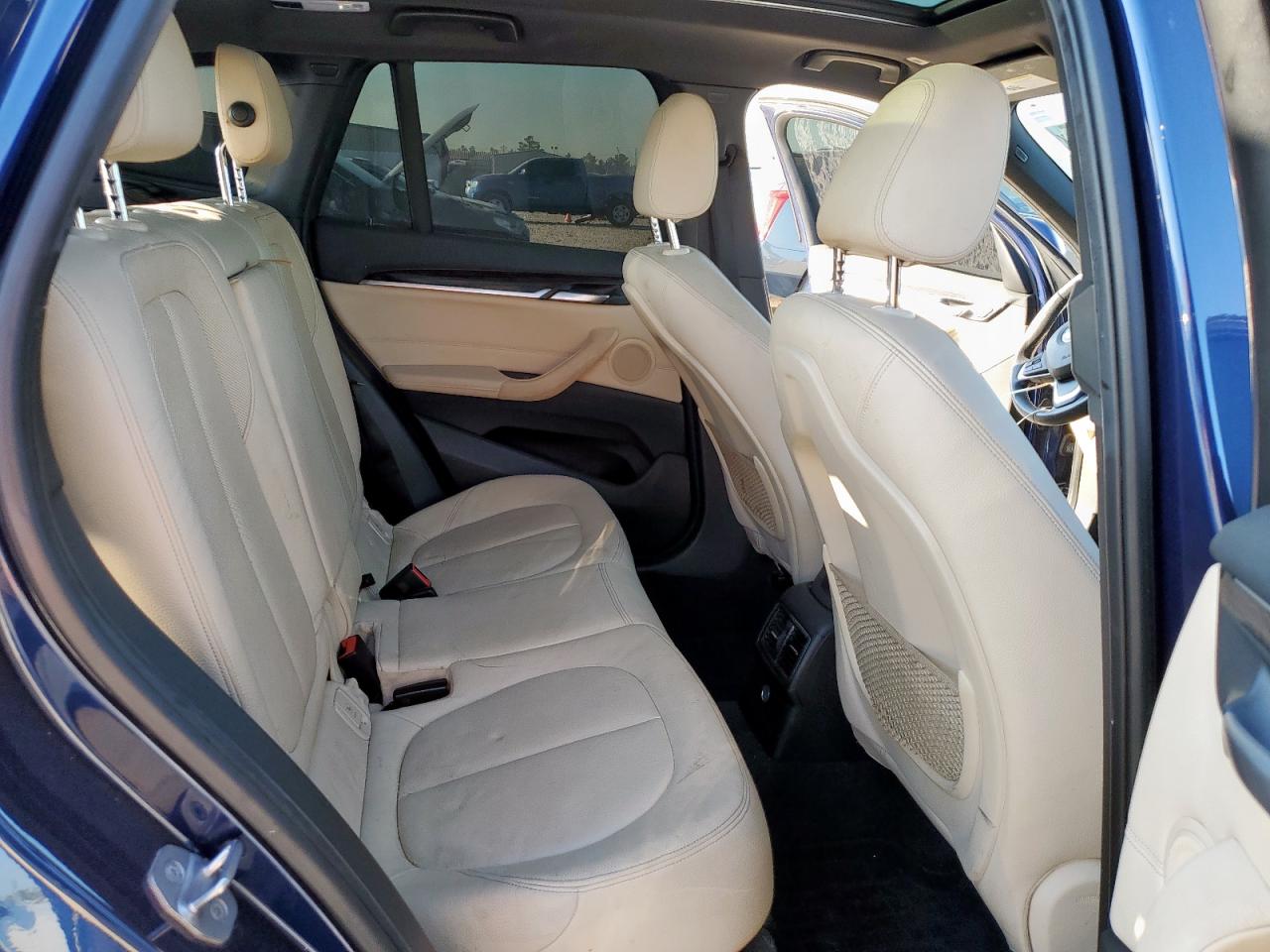 2018 BMW X1 xDrive28I VIN: WBXHT3C37J5F90113 Lot: 82421275