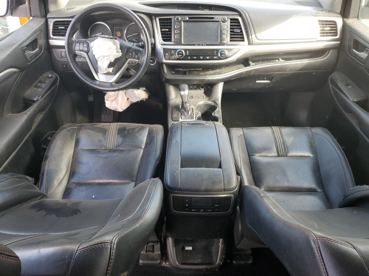 2019 Toyota Highlander Se VIN: 5TDKZRFH8KS340626 Lot: 71811575