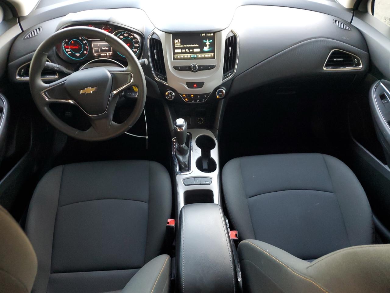 2018 Chevrolet Cruze Ls VIN: 1G1BC5SM7J7134731 Lot: 82364625