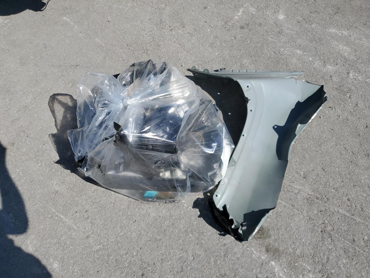 2019 Toyota Rav4 Xle Premium VIN: JTMC1RFV2KD503249 Lot: 86064035