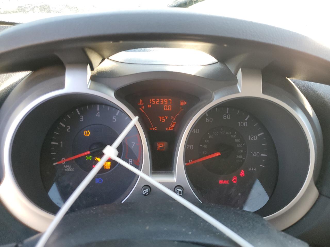 2011 Nissan Juke S VIN: JN8AF5MR8BT013495 Lot: 82292495