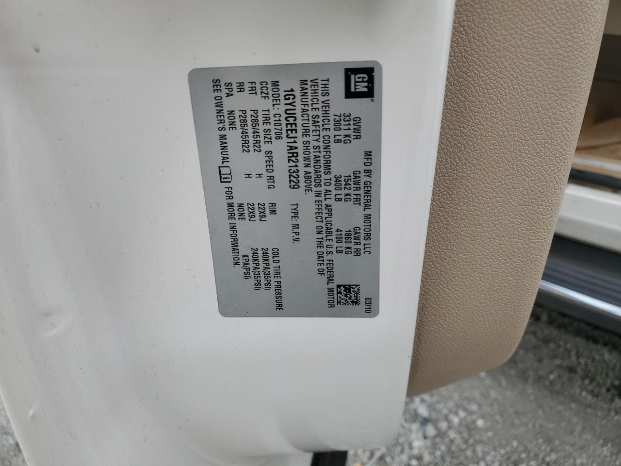 2010 Cadillac Escalade Hybrid VIN: 1GYUCEEJ1AR213229 Lot: 85103475