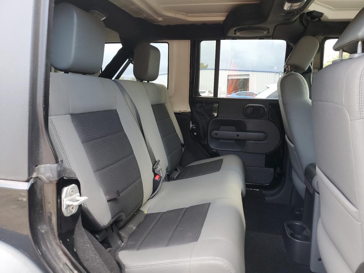 2010 Jeep Wrangler Unlimited Sport VIN: 1J4BA3H15AL185175 Lot: 85583665