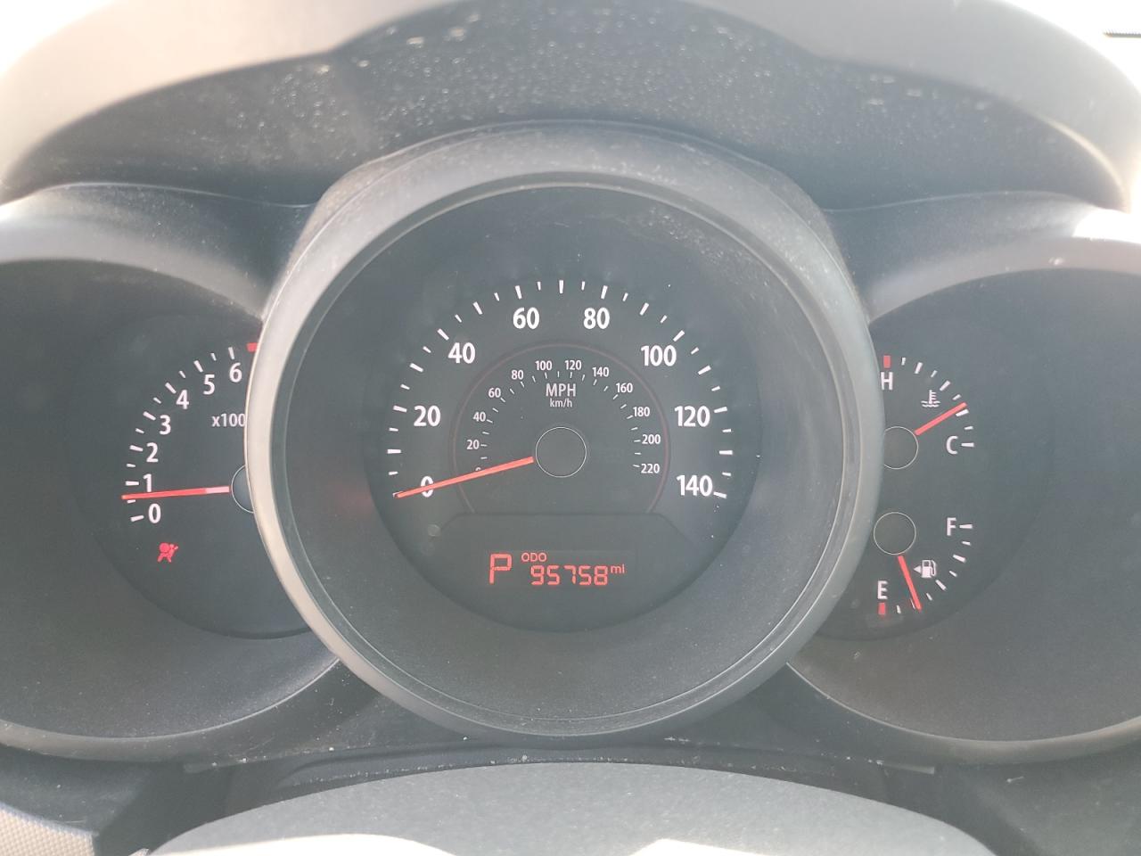 2010 Kia Soul + VIN: KNDJT2A20A7031233 Lot: 82237785