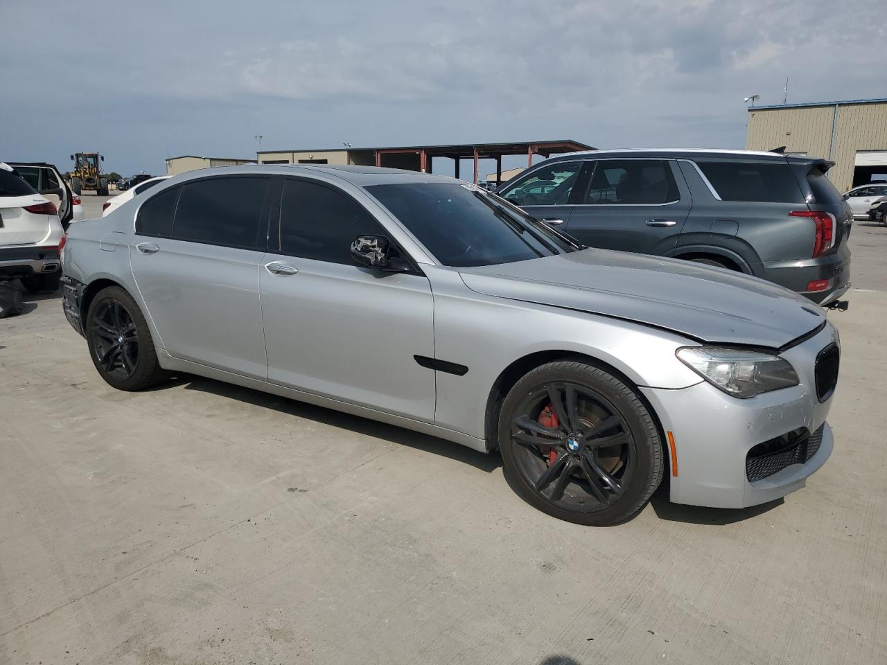 Фото: WBAYE4C57ED137985