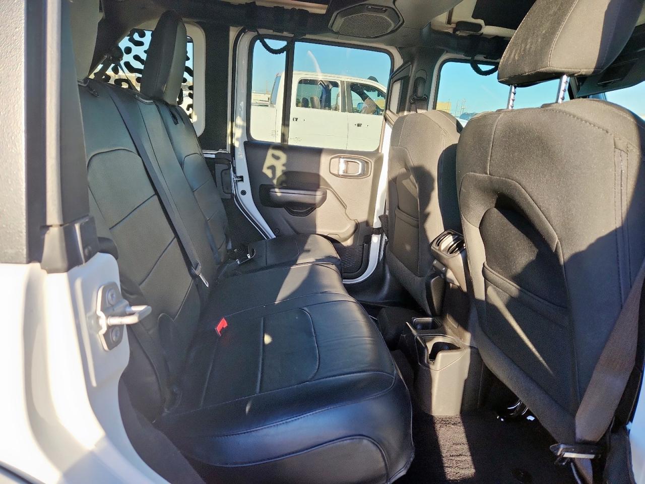 2019 Jeep Wrangler Unlimited Sport VIN: 1C4HJXDN9KW555544 Lot: 85740585