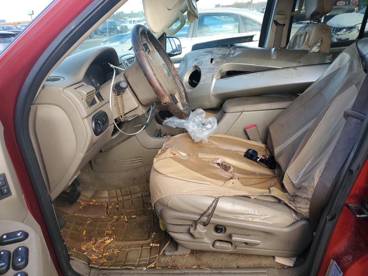 2004 Mercury Mountaineer VIN: 4M2ZU86W24UJ14886 Lot: 90744115