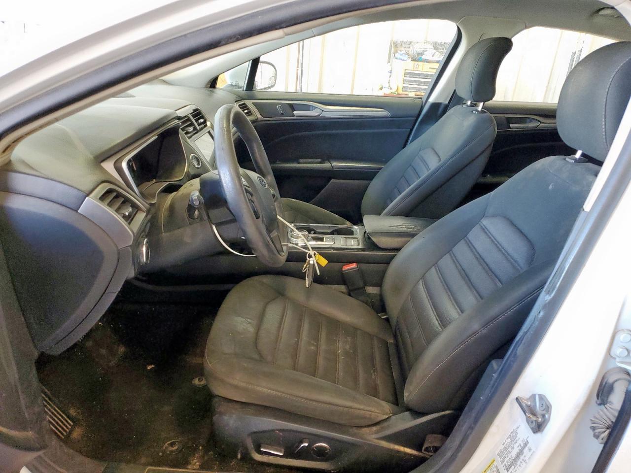 2019 Ford Fusion Se VIN: 3FA6P0LUXKR110003 Lot: 85288255