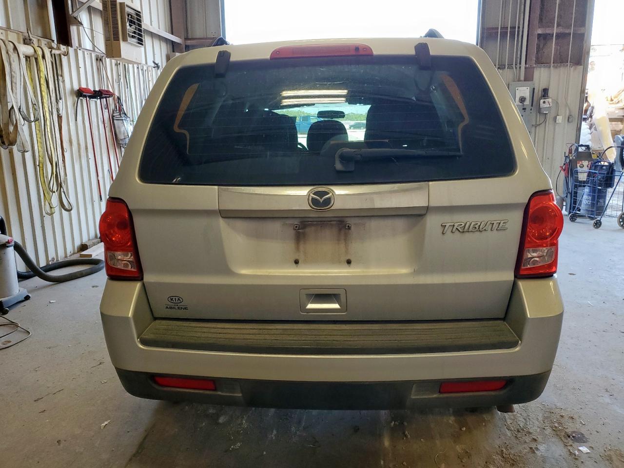 2010 Mazda Tribute I VIN: 4F2CY0C78AKM07584 Lot: 81980225