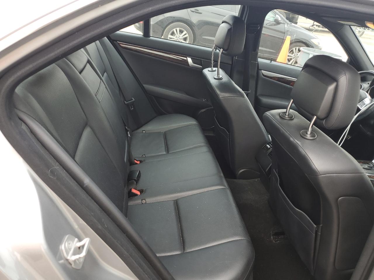 2012 Mercedes-Benz C 300 4Matic VIN: WDDGF8BB1CR229075 Lot: 82571055