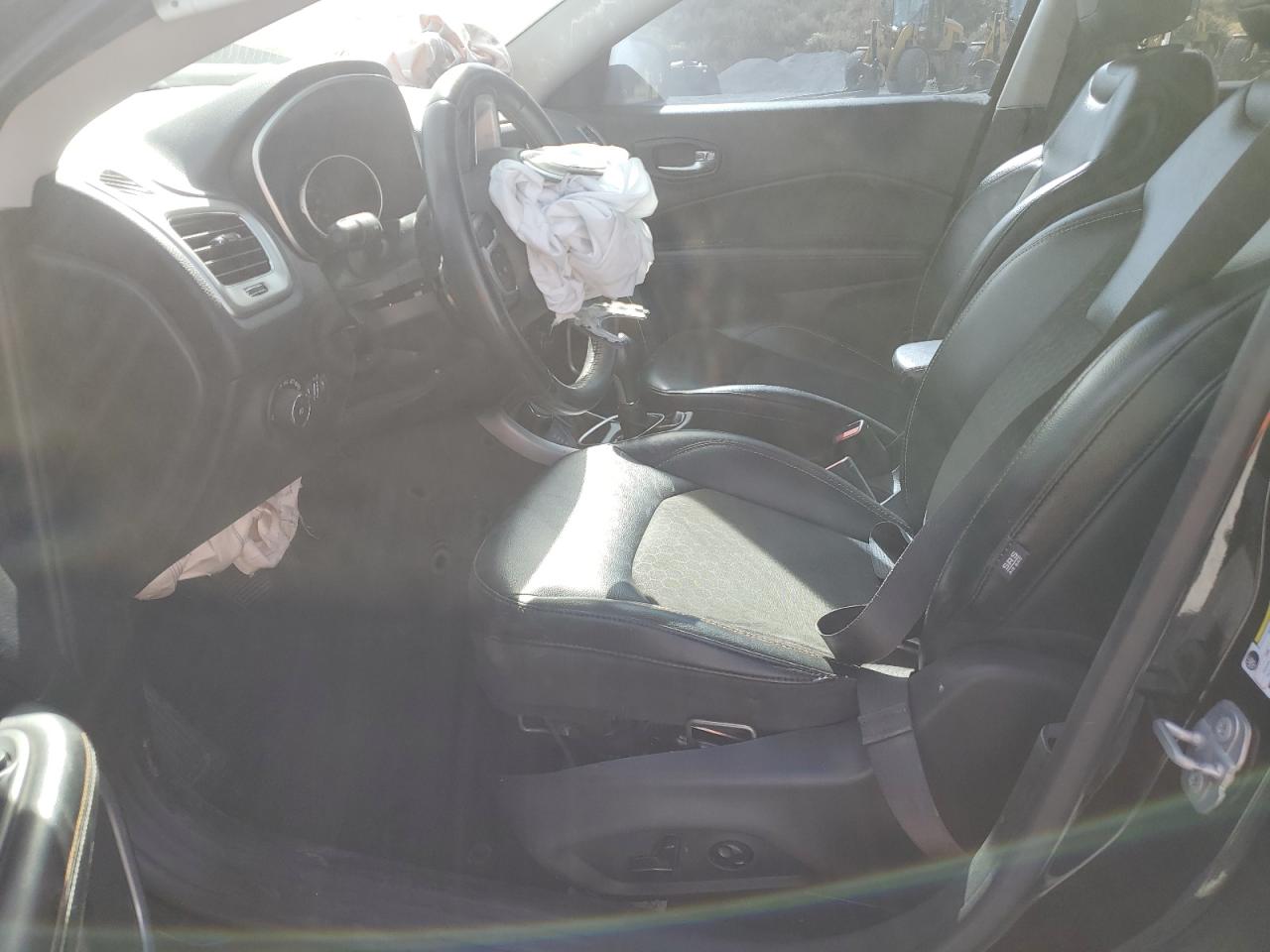 2018 Jeep Compass Latitude VIN: 3C4NJDBB1JT359743 Lot: 90902295