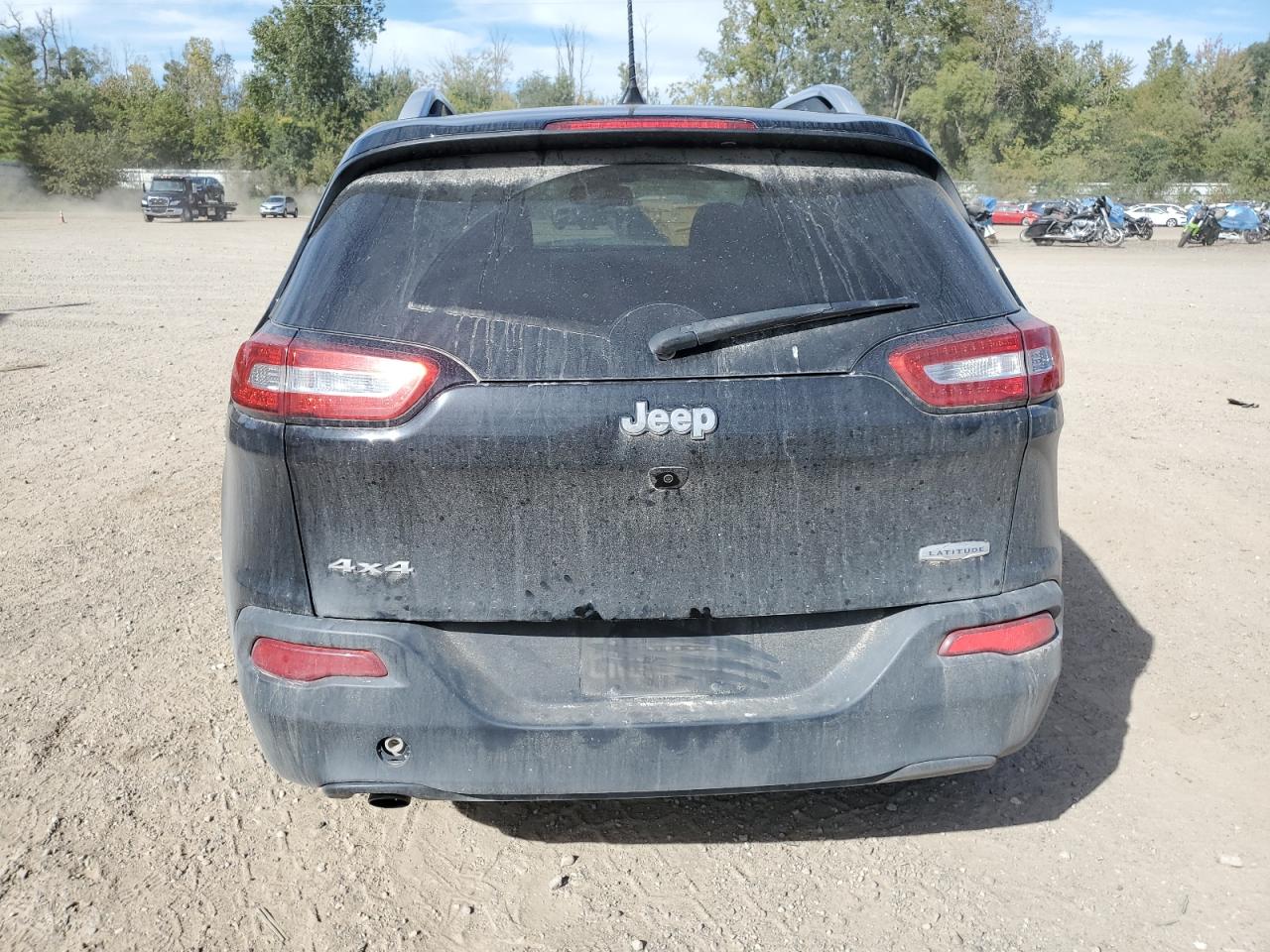 2017 Jeep Cherokee Latitude VIN: 1C4PJMCB5HW654050 Lot: 85120825