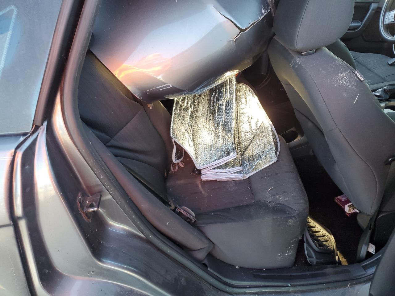 2010 Ford Focus Se VIN: 1FAHP3FN3AW261971 Lot: 86533585