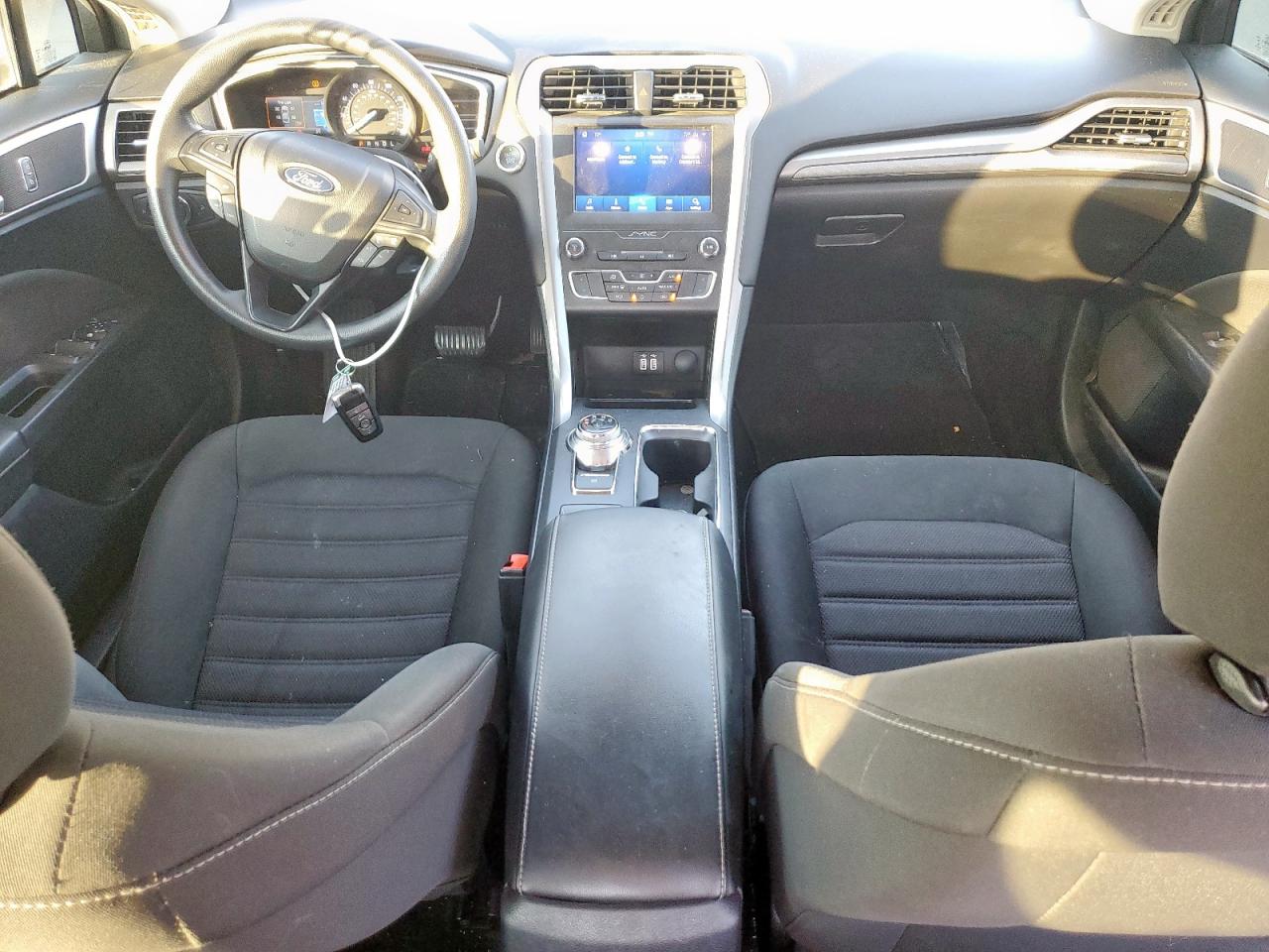 2020 Ford Fusion Se VIN: 3FA6P0HD4LR155397 Lot: 86248885