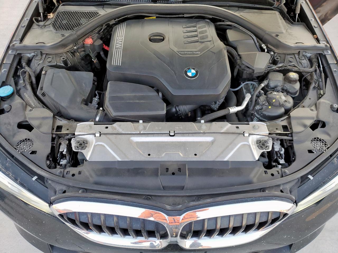 2020 BMW 330Xi VIN: 3MW5R7J07L8B05886 Lot: 82008415