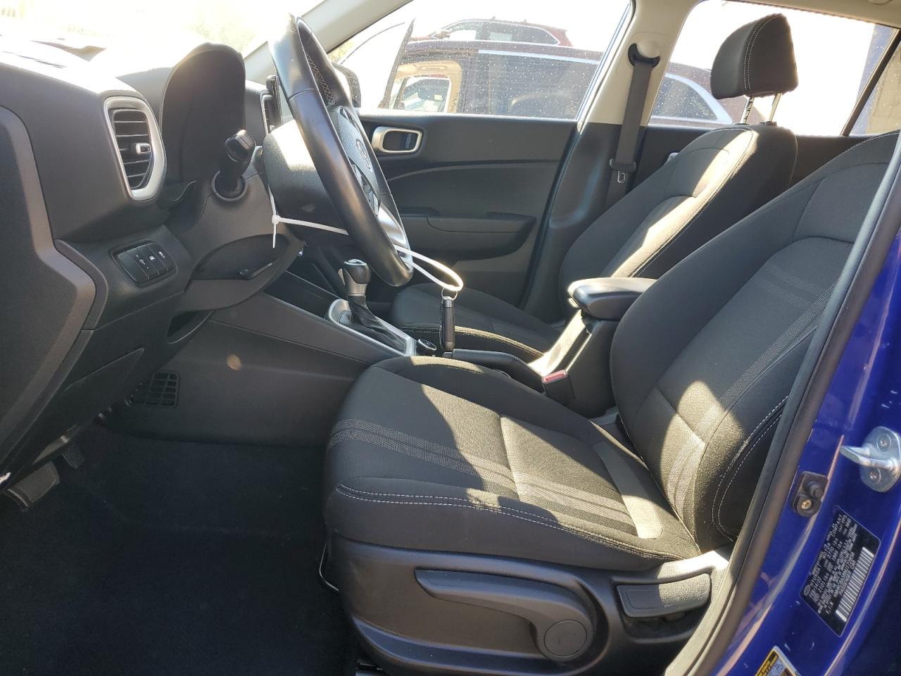 2022 Hyundai Venue Sel VIN: KMHRC8A38NU172858 Lot: 85390705