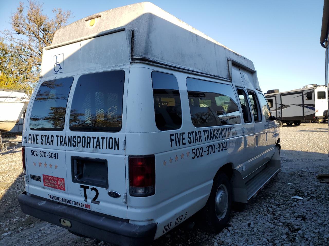 2005 Ford Econoline E350 Super Duty Van VIN: 1FTSS34L05HB37327 Lot: 87282555