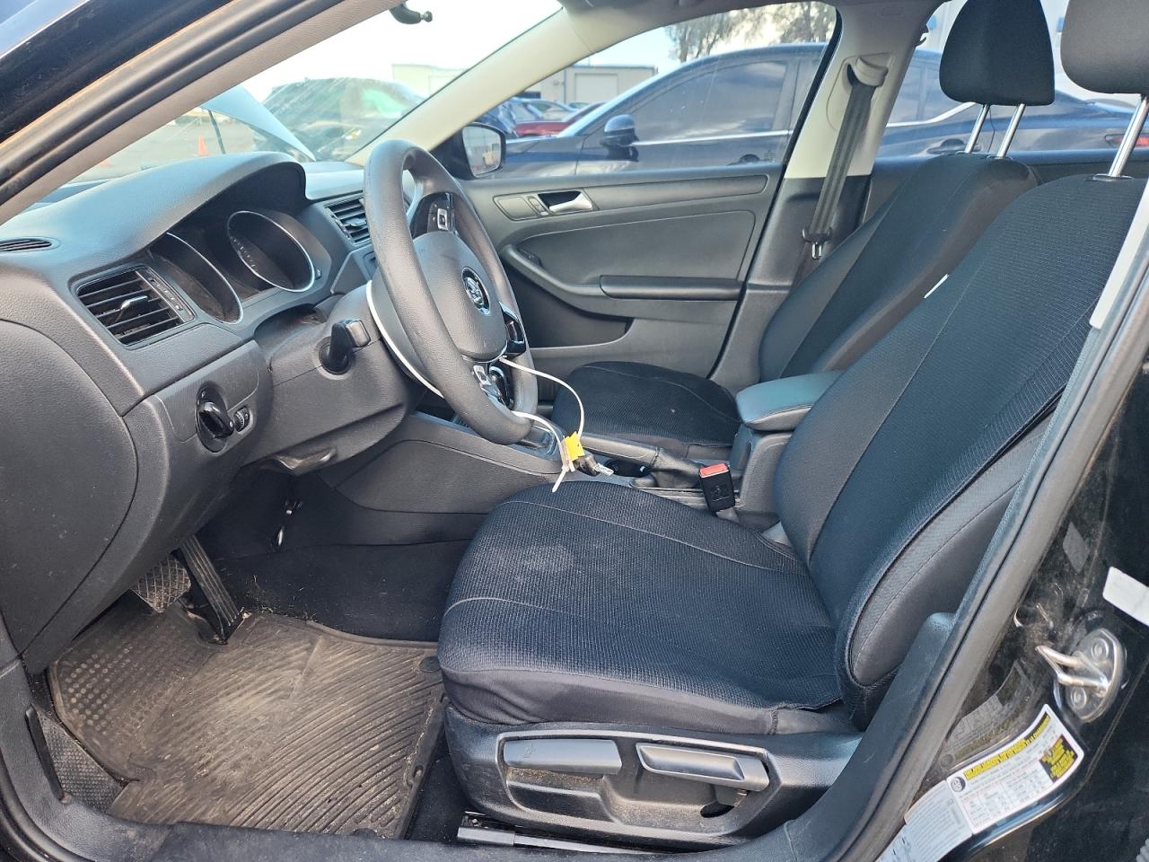 2015 Volkswagen Jetta Base VIN: 3VW2K7AJ6FM356992 Lot: 89922135