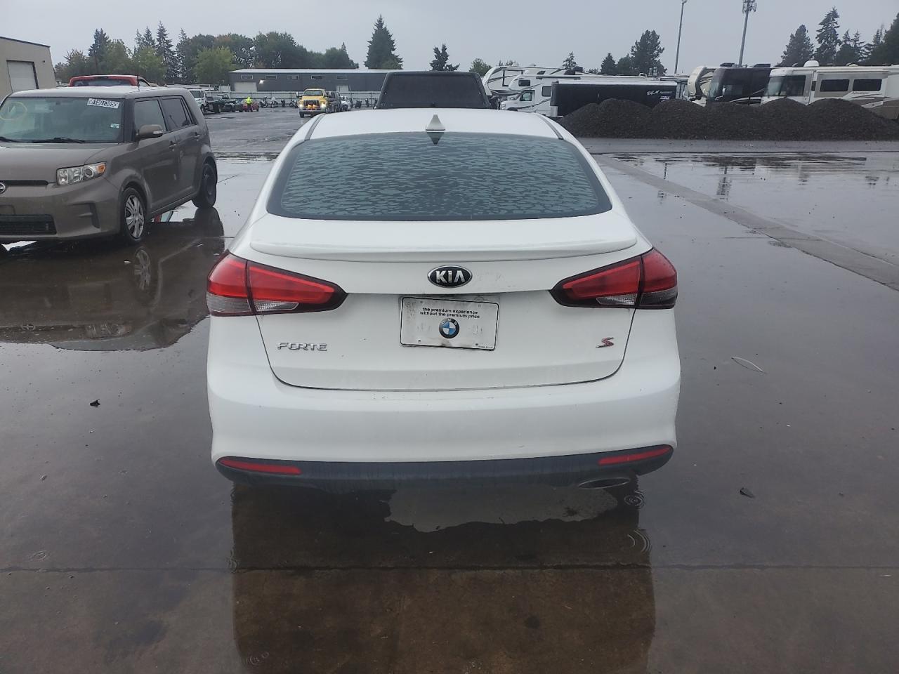 2018 Kia Forte Lx VIN: 3KPFL4A74JE189278 Lot: 85113415
