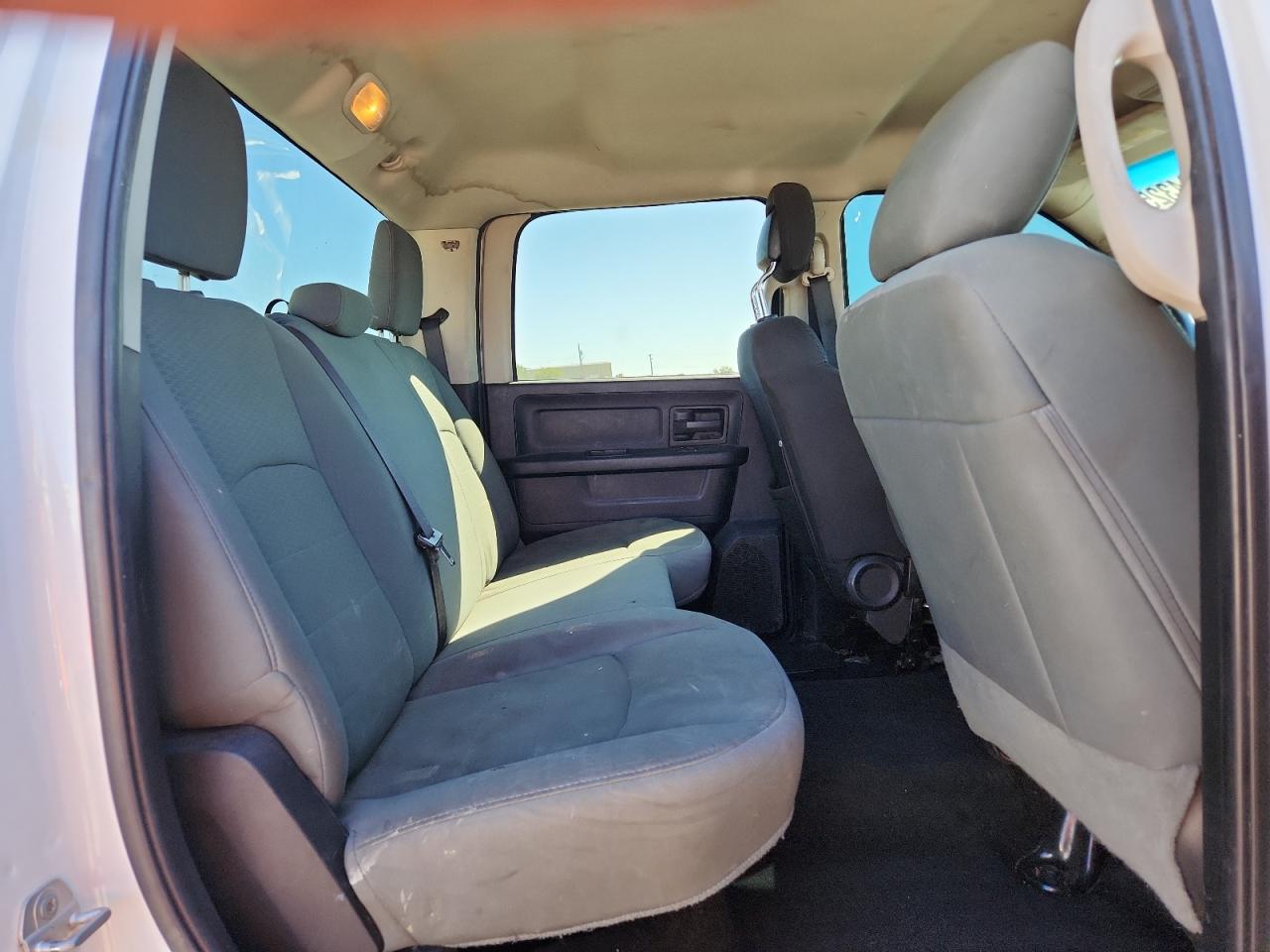 2015 Ram 2500 St VIN: 3C6TR5CT3FG563352 Lot: 84294325