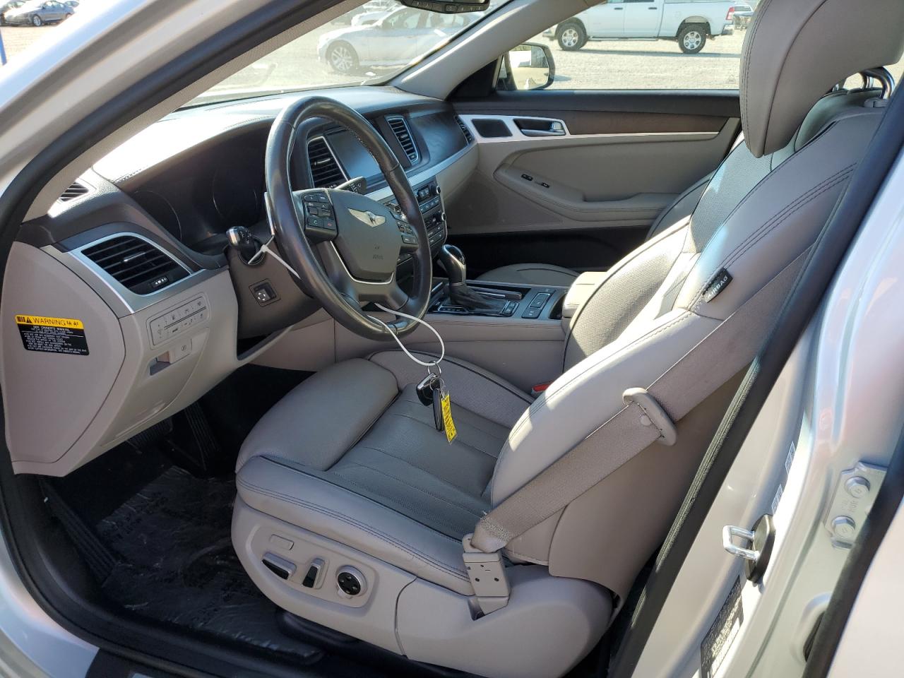 2015 Hyundai Genesis 5.0L VIN: KMHGN4JF3FU086332 Lot: 82313925