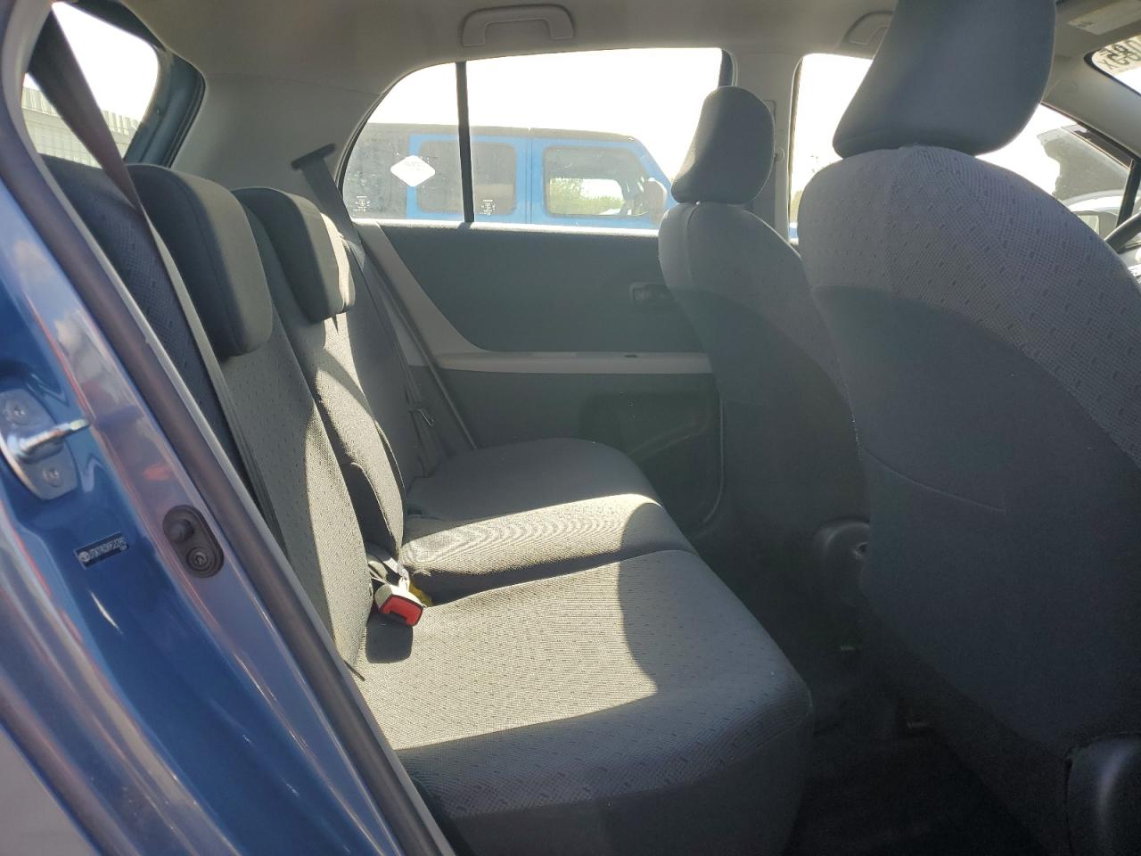 2009 Toyota Yaris VIN: JTDKT903X95232992 Lot: 90540085