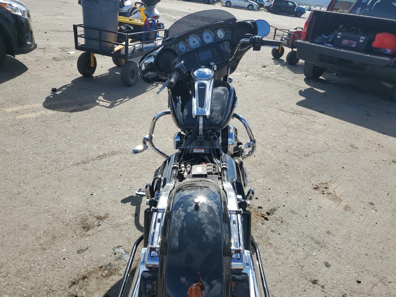 2014 Harley-Davidson Flhx Shrine Street Glide VIN: 1HD1KPM18EB630160 Lot: 84967335