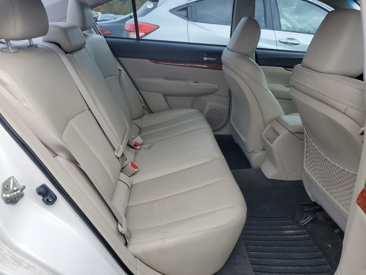 2011 Subaru Legacy 2.5I Limited VIN: 4S3BMBK64B3252667 Lot: 86490425
