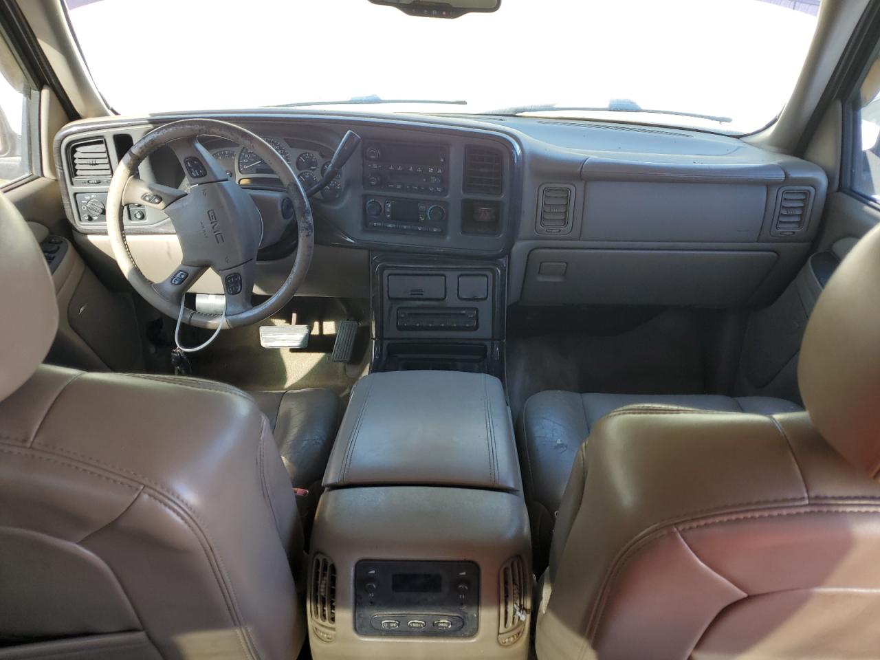 2005 GMC Sierra K1500 Denali VIN: 2GTEK63N451377761 Lot: 84632325