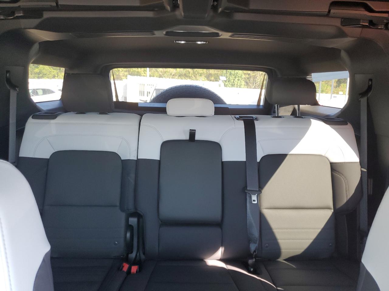 2025 GMC Hummer Suv 2X VIN: 1GKT0NDE1SU113004 Lot: 84579515