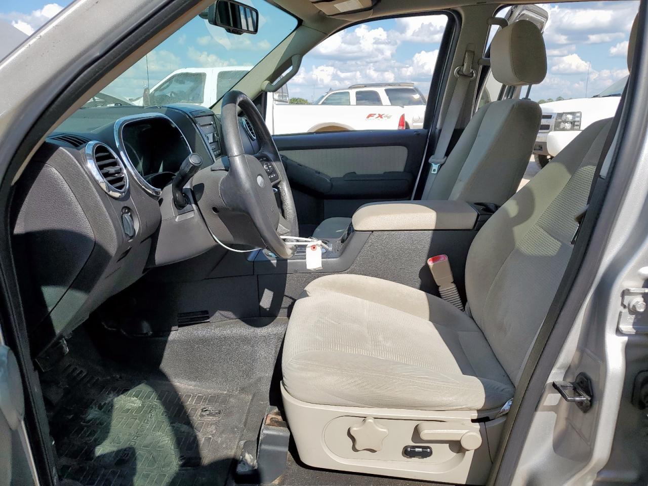 2008 Ford Explorer Sport Trac Xlt VIN: 1FMEU31E68UA31856 Lot: 86096715