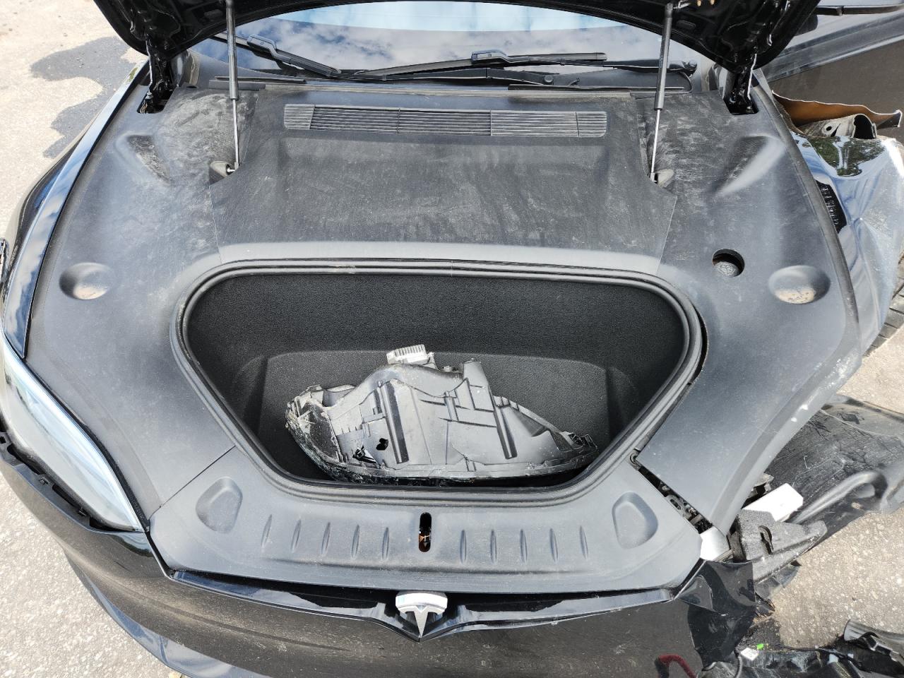 2023 Tesla Model S VIN: 5YJSA1E68PF517812 Lot: 81990895