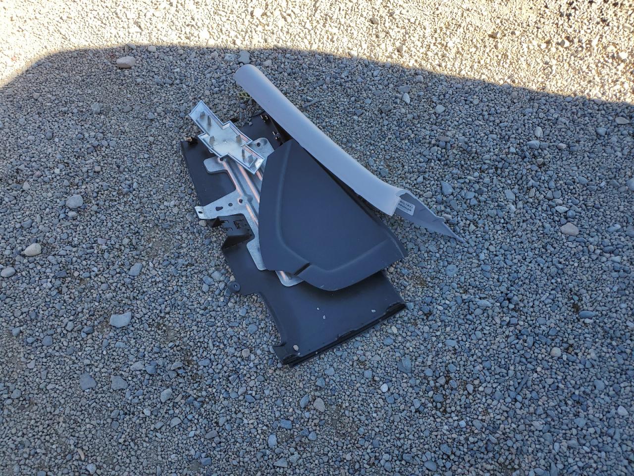 2016 Chevrolet Suburban K1500 Lt VIN: 1GNSKHKCXGR286381 Lot: 85675635