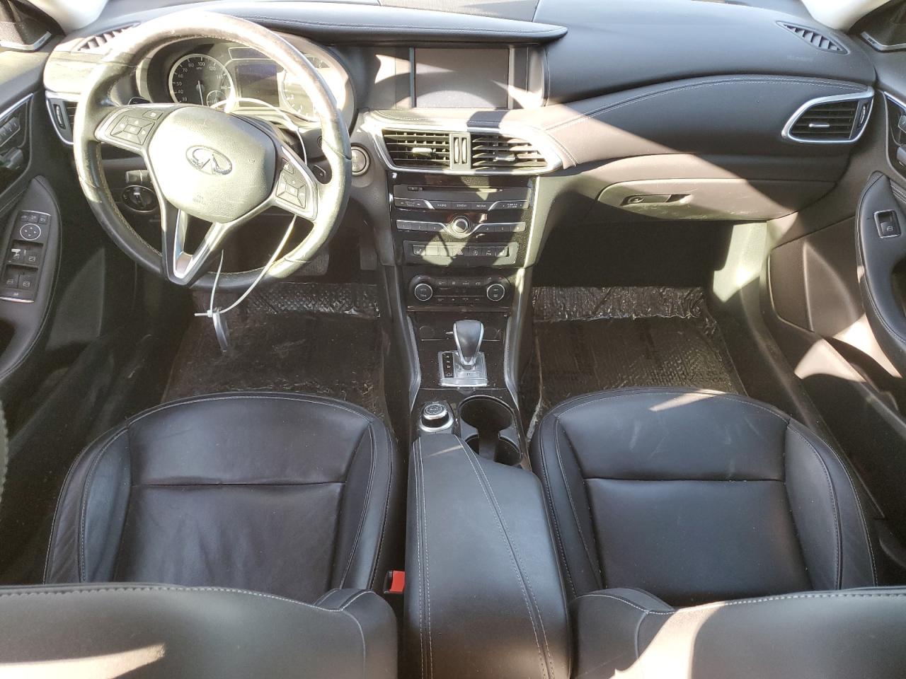 2017 Infiniti Qx30 Base VIN: SJKCH5CP4HA031833 Lot: 89882745