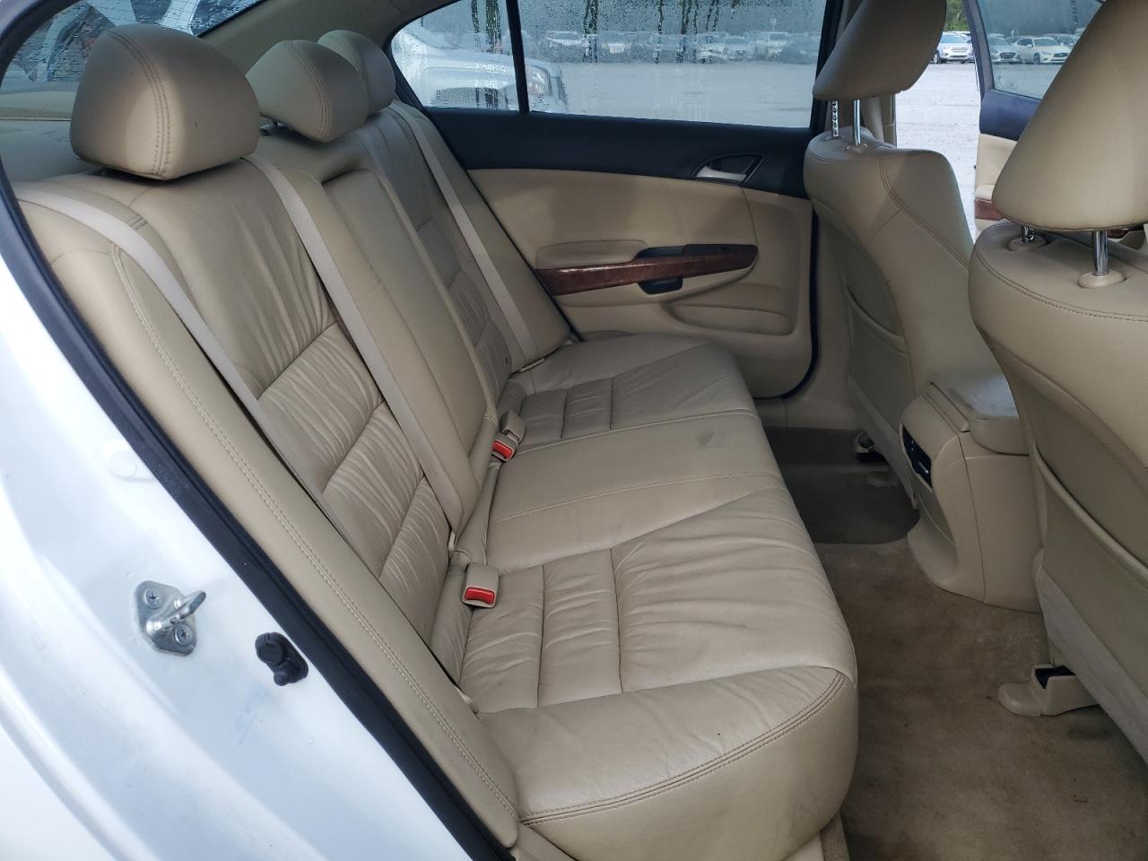 2011 Honda Accord Exl VIN: 1HGCP2F88BA001638 Lot: 82220705