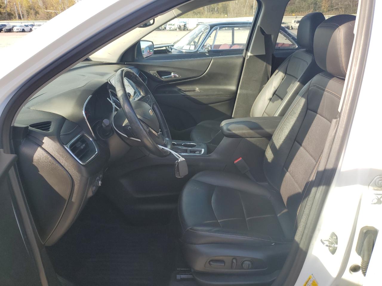 2020 Chevrolet Equinox Premier VIN: 2GNAXYEX5L6180700 Lot: 80084435