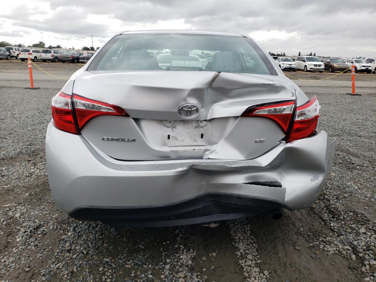 2016 Toyota Corolla L VIN: 5YFBURHE2GP387801 Lot: 82231525