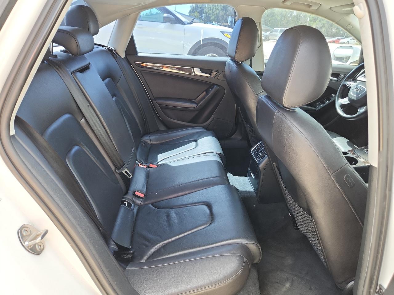 2015 Audi A4 Premium VIN: WAUAFAFL7FN019633 Lot: 81880865