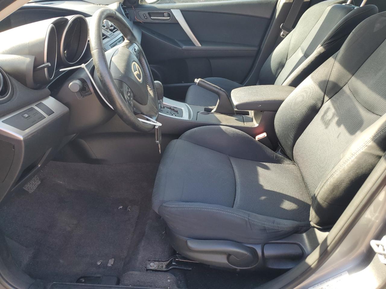 2010 Mazda 3 S VIN: JM1BL1H54A1304076 Lot: 86673835