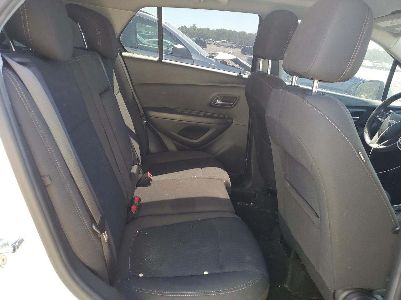 2022 Chevrolet Trax Ls VIN: KL7CJNSM0NB550430 Lot: 82180955