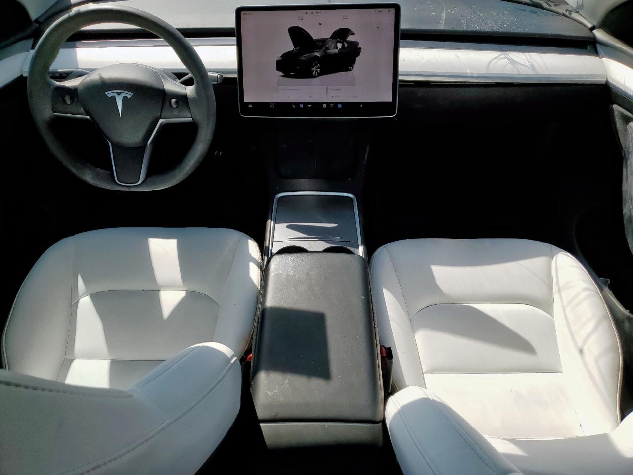 2023 Tesla Model Y VIN: 7SAYGDED4PF940057 Lot: 84916925