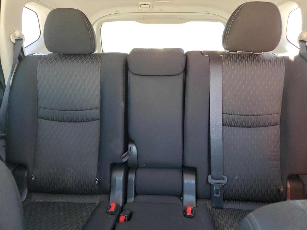 2018 Nissan Rogue S VIN: JN8AT2MT2JW490956 Lot: 82378075