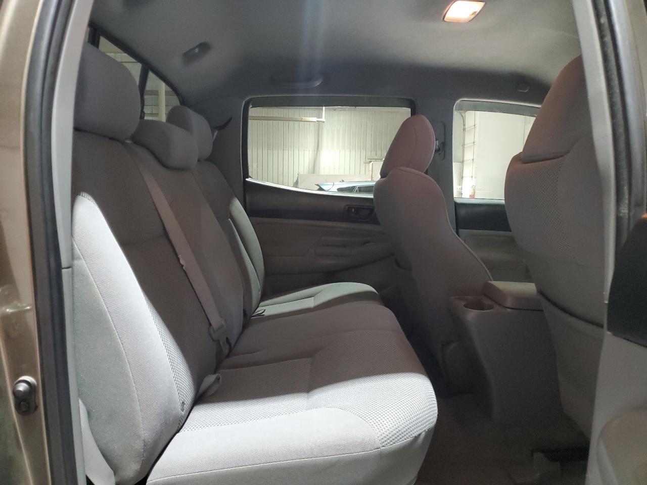 2010 Toyota Tacoma Double Cab VIN: 3TMLU4EN3AM047115 Lot: 84740755