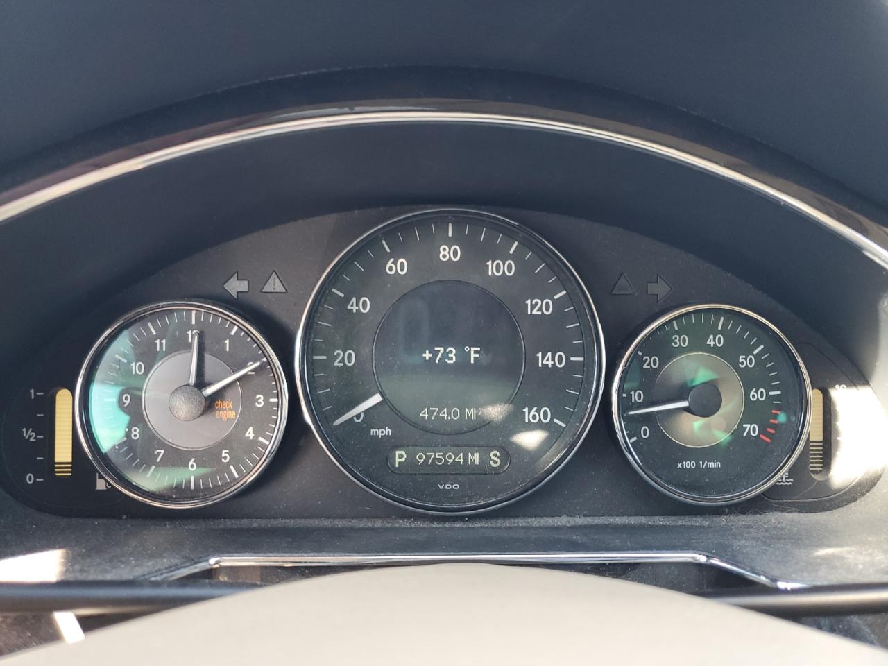 2008 Mercedes-Benz Cls 550 VIN: WDDDJ72XX8A121762 Lot: 84990595